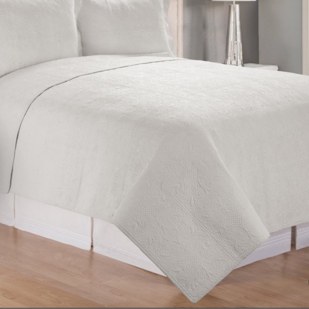 C&F Home Jacqueline Cream King Quilt